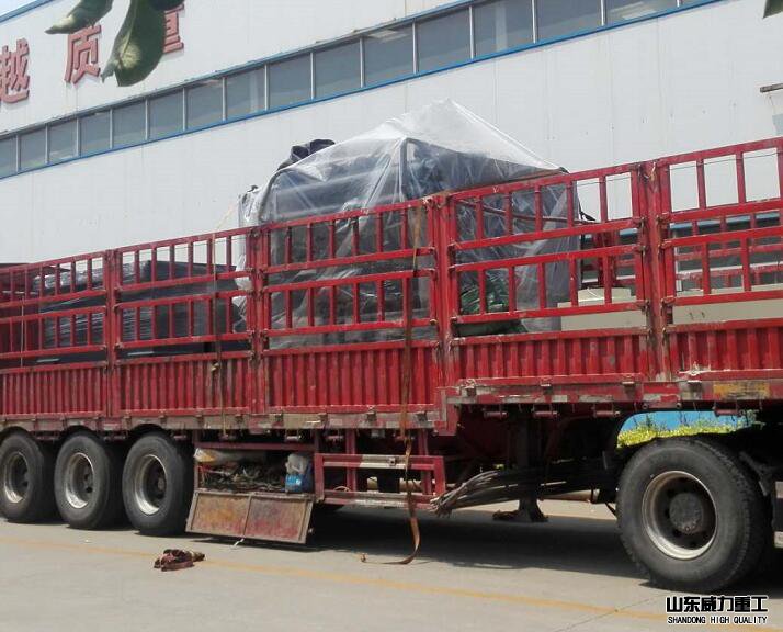 <b>2000噸液壓機(jī)成功發(fā)往安徽蕪湖</b>