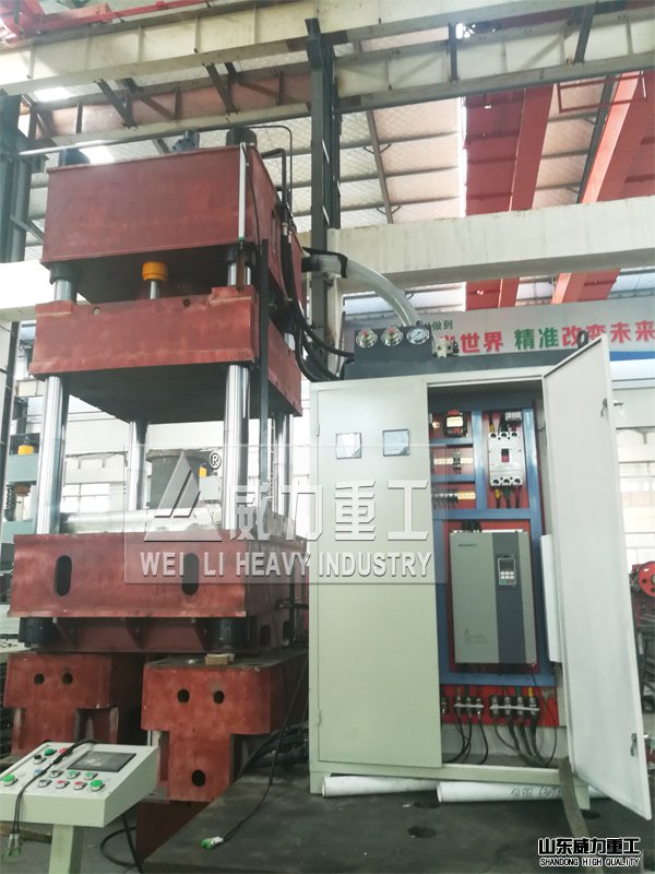 630噸四柱液壓機配伺服系統