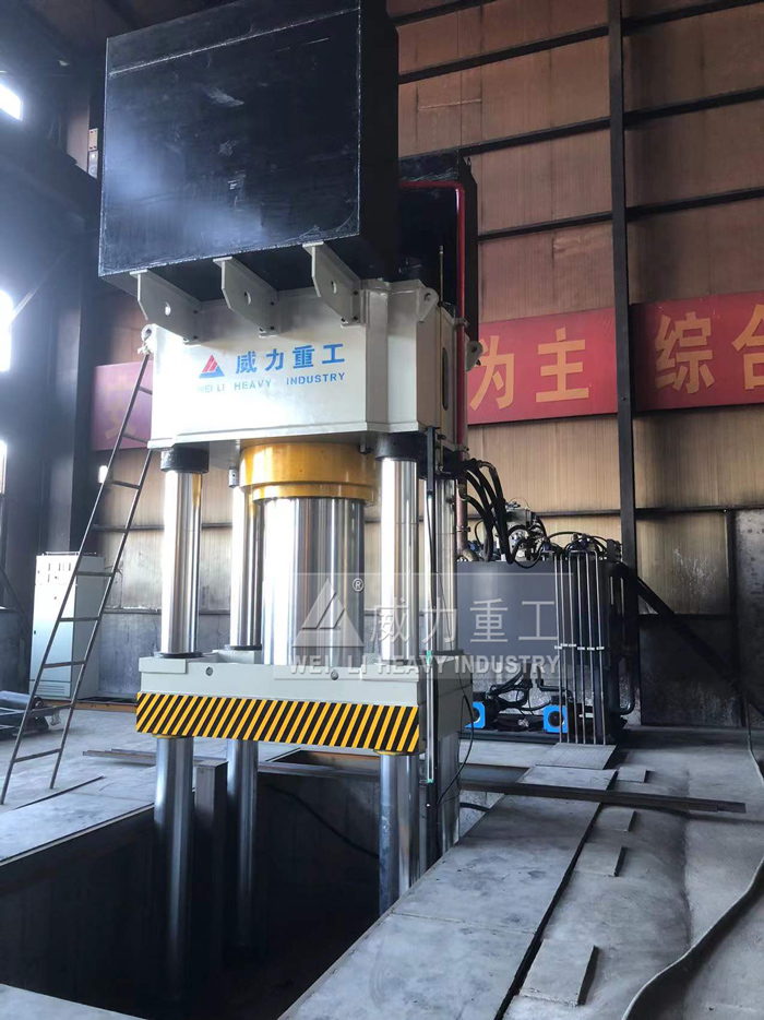 熱壓石墨坩堝專用四柱液壓機