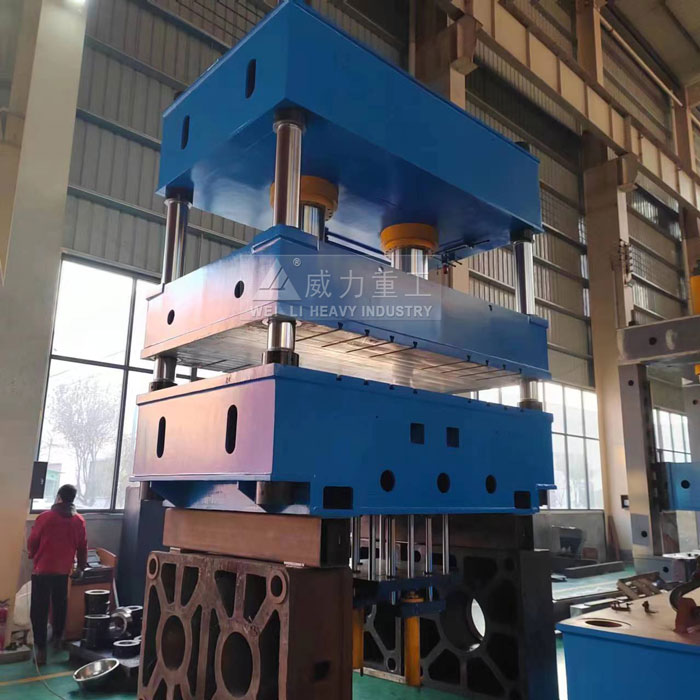 快速四柱液壓機(jī)-630噸壓力機(jī)